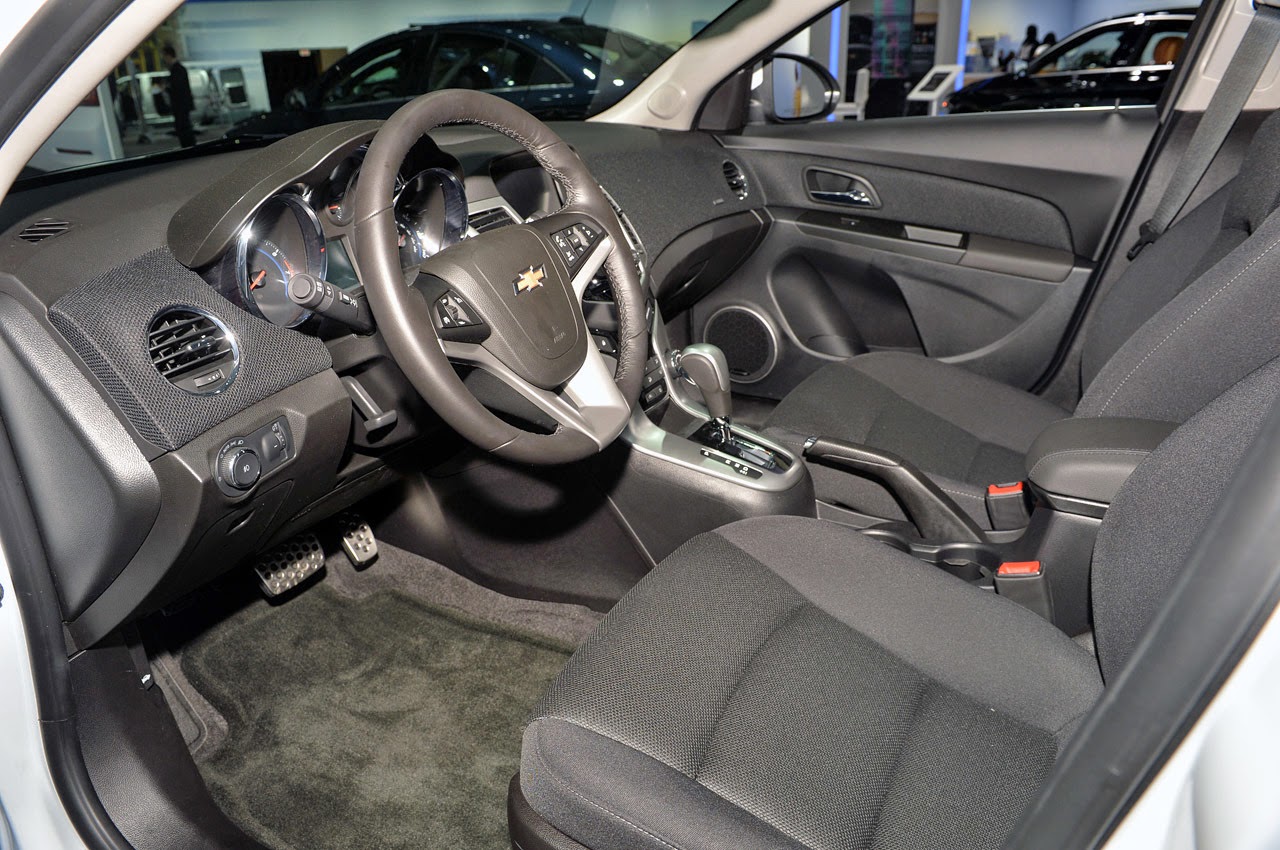 Chevrolet Cruze 2014 салон